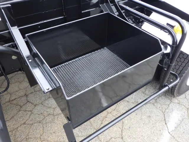 物入れの状態です。|三菱 ファイター 2KG-FK72F(2WD)の写真10