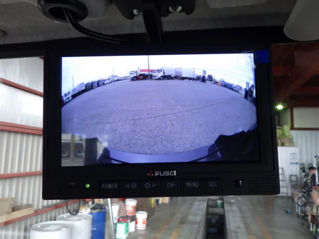 液晶バックモニター付きです。|三菱 ファイター 2KG-FK72F(2WD)の写真19