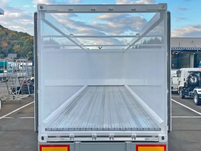 床はムービングフロアー・アルミ製です。|トレクス  CTB34004の写真12