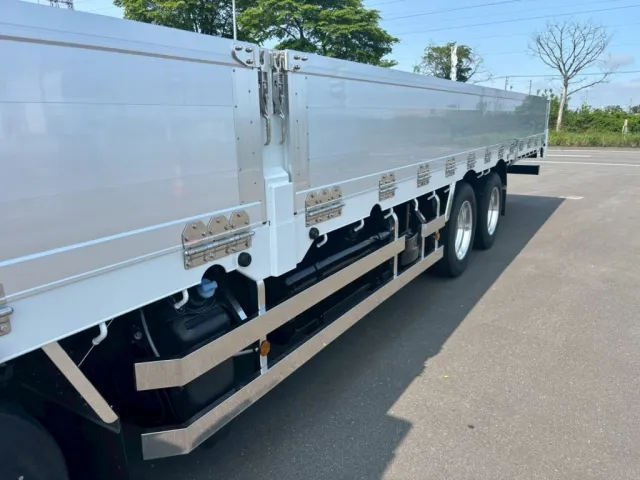 あおりの状態です。|三菱 スーパーグレート 2KG-FS70HZの写真21