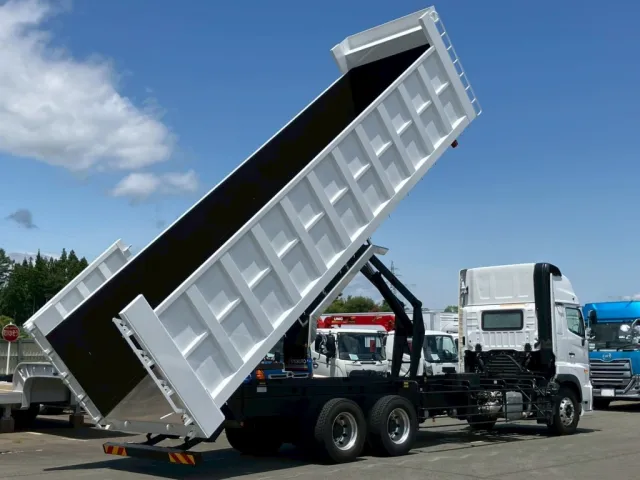 日野 プロフィア 2DG-FS1AHEの写真4