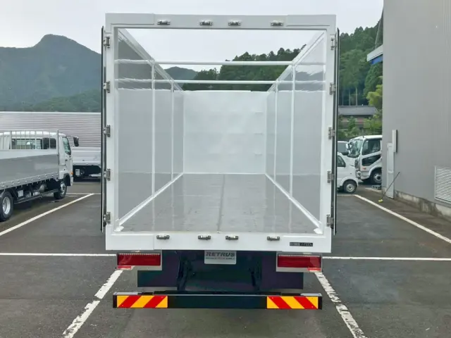 リアゲートは観音開き式です。|日野 プロフィア 2DG-FS1AHEの写真9
