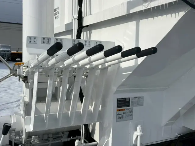 上物操作レバーです。|日野 プロフィア 2DG-FS1AHEの写真19