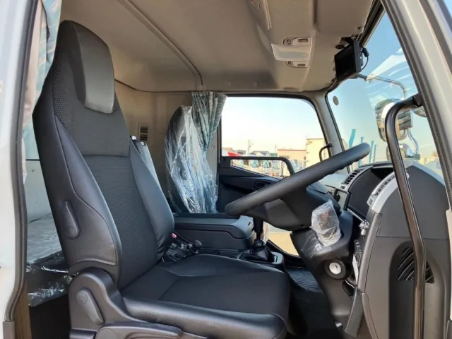 三菱 ファイター 2KG-FK65F(2WD)の写真7