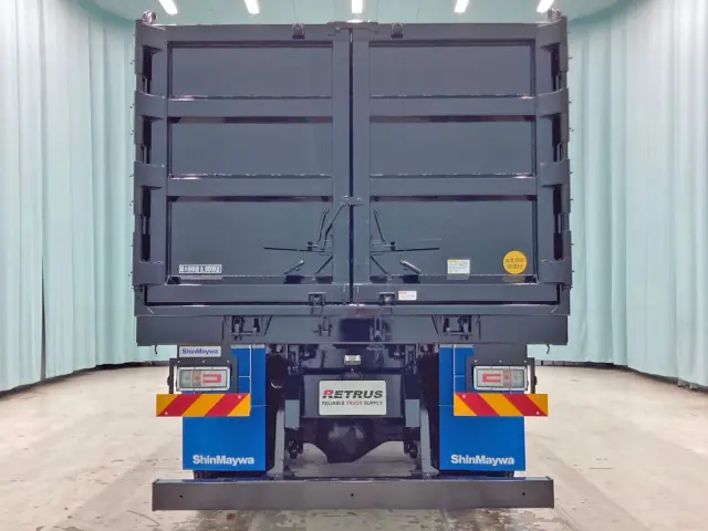 日野 プロフィア 2DG-FS1AJE(6x4)の写真9