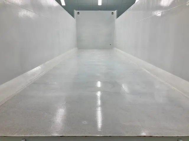 日野 プロフィア 2DG-FS1AHE(6x4)の写真9