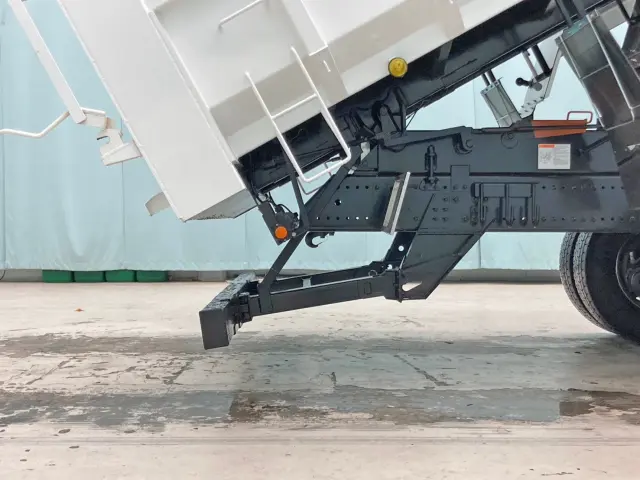 日野 プロフィア 2DG-FS1AHE(6x4)の写真17