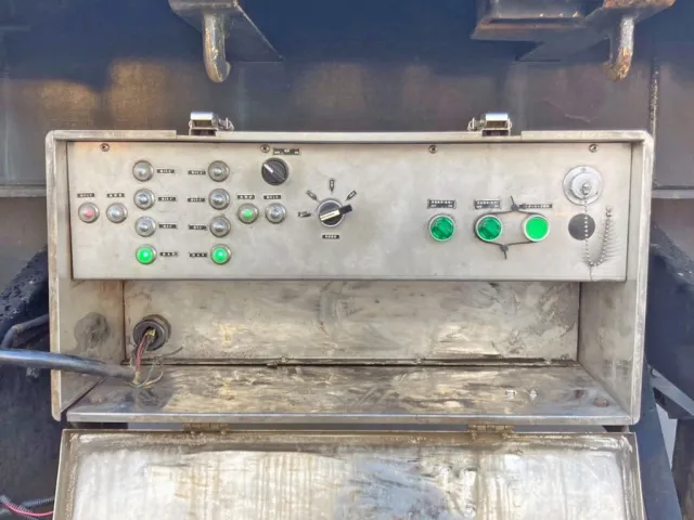 操作パネルです。(床は 34度・39.5度・45.5度に傾斜できます)|東急  TF28H7B2Sの写真22