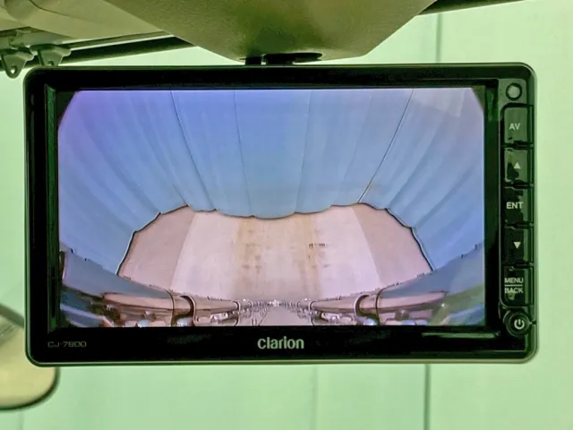 液晶バックモニター付きです。|日野 プロフィア 2DG-FR1AHCの写真24