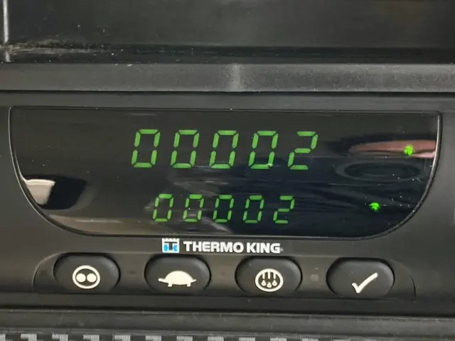 アワメーターです。|日野 プロフィア 2DG-FR1AHCの写真30