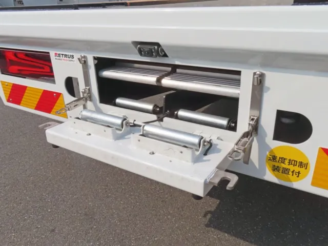 歩み収納付きです。|三菱 スーパーグレート 2PG-FS80VZの写真20