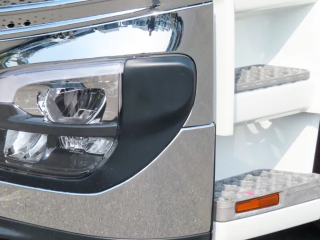 アクティブサイドガードアシストセンサー付きです。|三菱 スーパーグレート 2PG-FS80VZの写真21