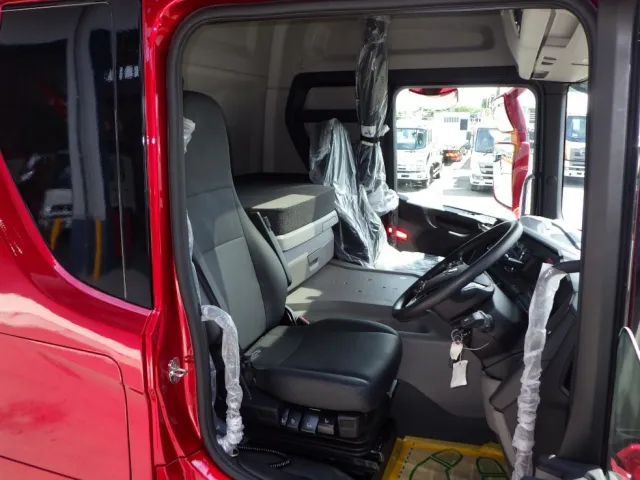 乗車定員は2名です。|スカニア 不明の写真6