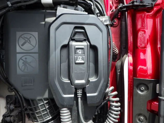 キャブの操作スイッチです。|スカニア 不明の写真21