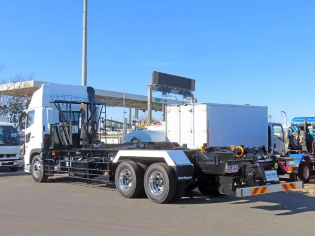 日野 プロフィア 2DG-FS1AHEの写真3