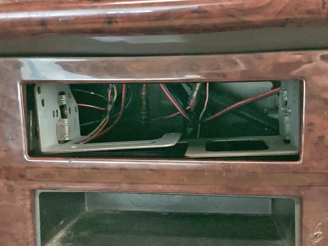 コンソールボックスが欠品しています。|日野 プロフィア KS-SH1EDJGの写真43