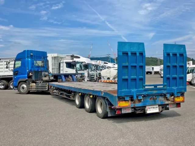 当該車両は、トラクタ(R112432)とセット販売です。|花見台  HST195の写真1