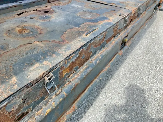 後方フタのロックが欠損しています。|花見台  HST195の写真22