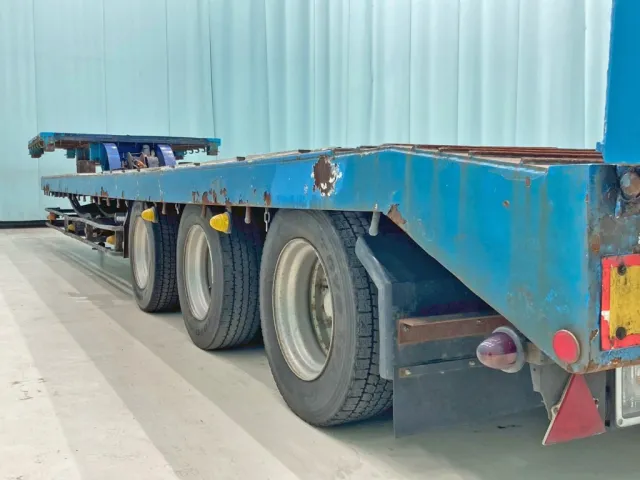 助手席側サイドレールの所々にサビがあります。|花見台  HST195の写真33