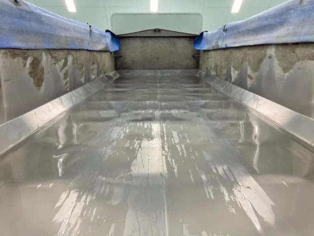 床・左右アオリはステンレス製です。|三菱 スーパーグレート QKG-FV50VZの写真11