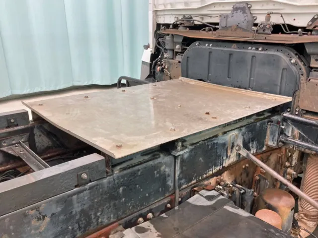 踊り場の状態です。|三菱 スーパーグレート QKG-FV50VZの写真16