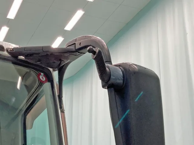 フロントアンダーミラー欠品しています。|三菱 スーパーグレート QKG-FV50VZの写真25