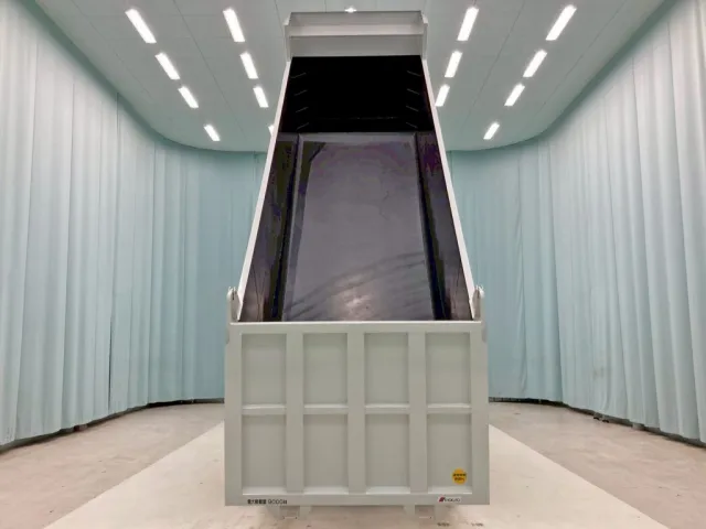 床は鉄板です。|三菱 スーパーグレート 2PG-FV80VYの写真8