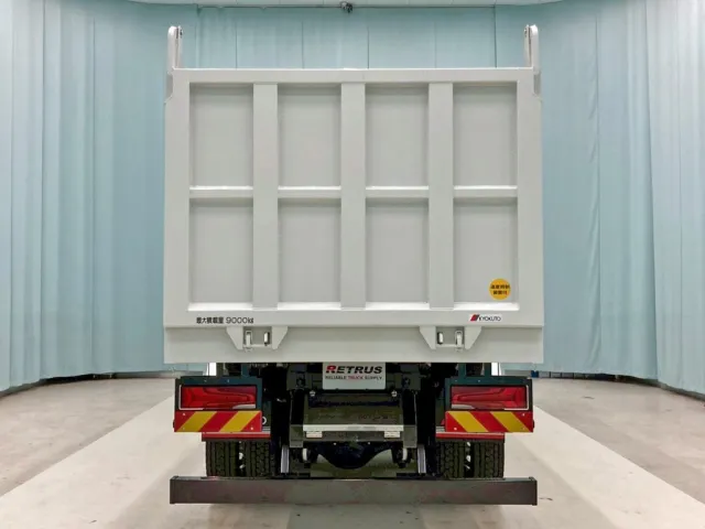 リヤ周りの状態です。|三菱 スーパーグレート 2PG-FV80VYの写真17