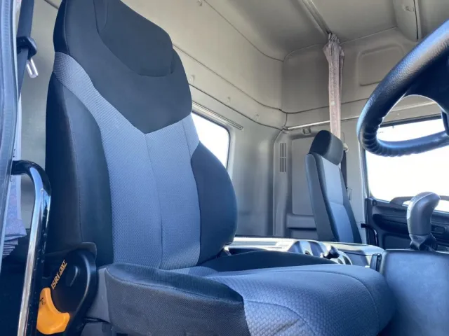 日野 プロフィア QDG-SS1EKDAの写真8