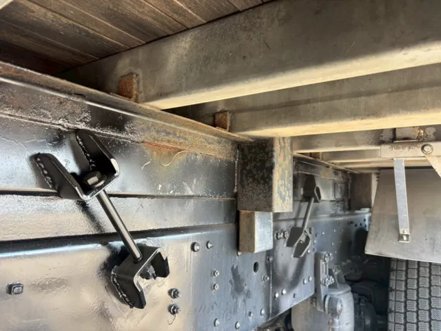 シャーシとネタの状態です。|三菱 スーパーグレート QKG-FV54VZの写真7