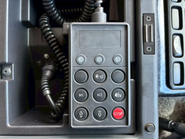 エアサスのコントローラーです。|三菱 スーパーグレート QKG-FV54VZの写真29