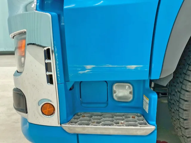 助手席ドアに引きキズがあります。|日野 プロフィア 2DG-SH1AGGGの写真19