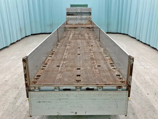 床は板張りです。|東邦  TE36H5N3Sの写真9