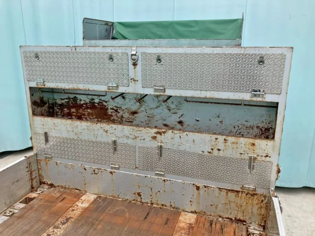 プロテクターに物入れが付いています。|東邦  TE36H5N3Sの写真12