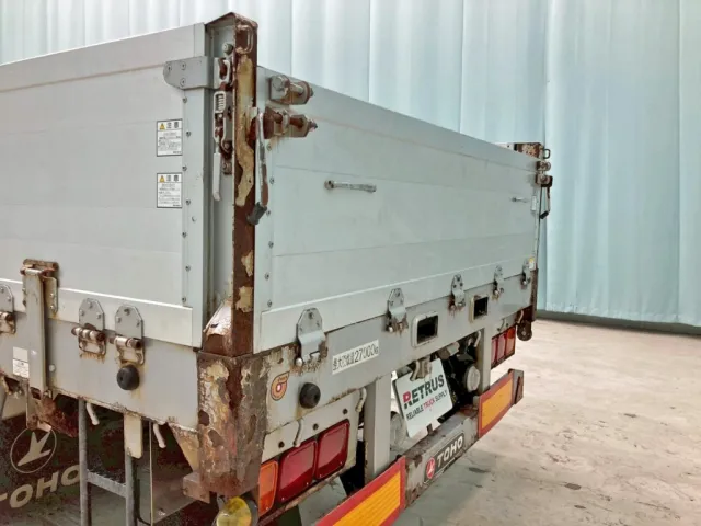 助手席側リヤ柱にキズ・サビがあります。|東邦  TE36H5N3Sの写真27