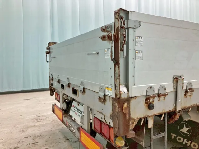 運転席側リヤ柱にキズ・サビがあります。|東邦  TE36H5N3Sの写真28