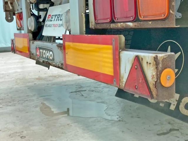 リヤバンパーの運転席側にキズ・サビがあります。|東邦  TE36H5N3Sの写真30