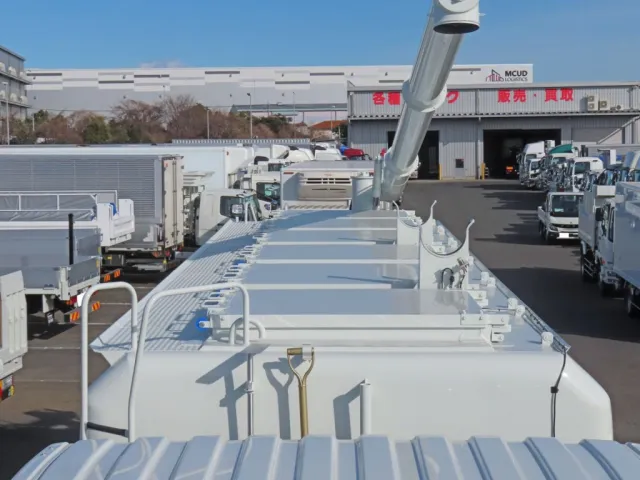 投入口の状態です。|三菱 スーパーグレート 2PG-FV80VZの写真7