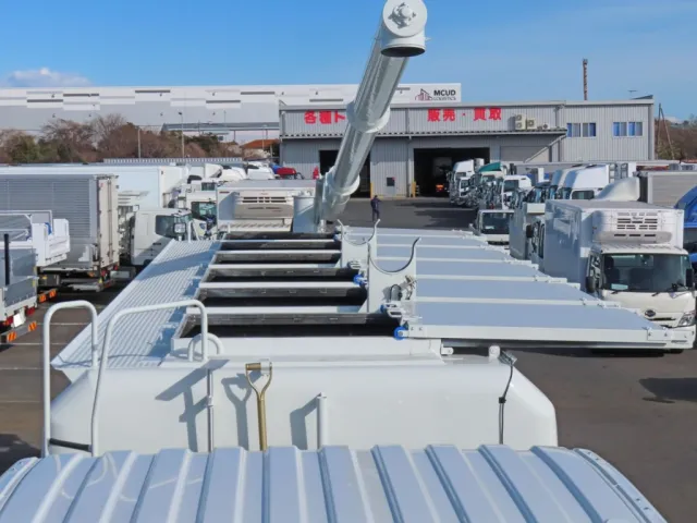 投入口は6室です。|三菱 スーパーグレート 2PG-FV80VZの写真8