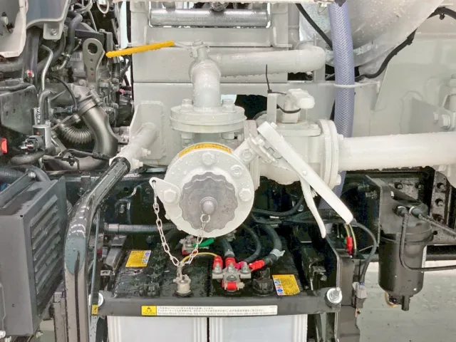 助手席側前方の配管の状態です。|三菱 キャンター 2PG-FEB90(2WD)の写真20