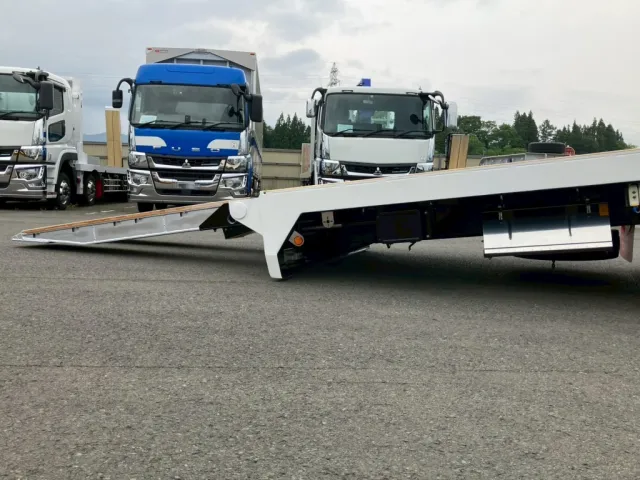 日野 プロフィア 2DG-FW1AHCの写真11