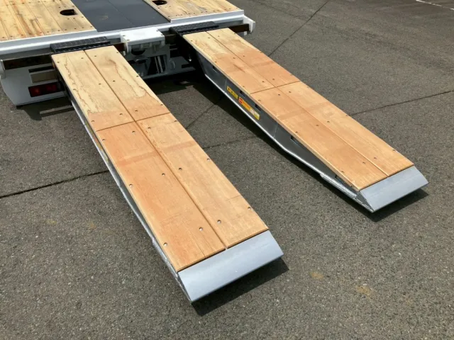 日野 プロフィア 2DG-FW1AHCの写真12