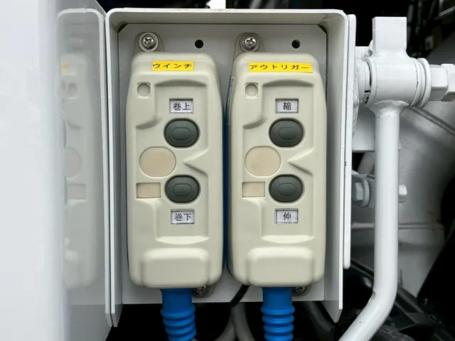 日野 プロフィア 2DG-FW1AHCの写真16