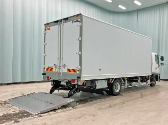 日野 レンジャー 2KG-FD2ABG(2WD)の写真4