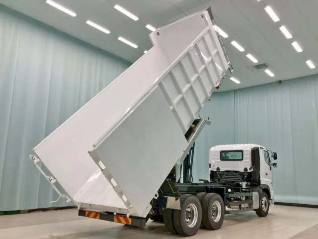 日野 プロフィア 2DG-FS1AJEの写真4