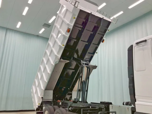 日野 プロフィア 2DG-FS1AJEの写真13