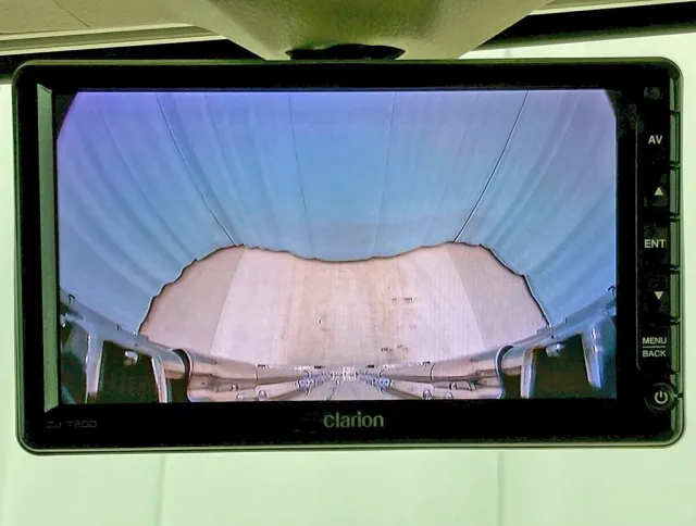 液晶バックモニター付きです。|日野 プロフィア 2DG-FW1AHCの写真40