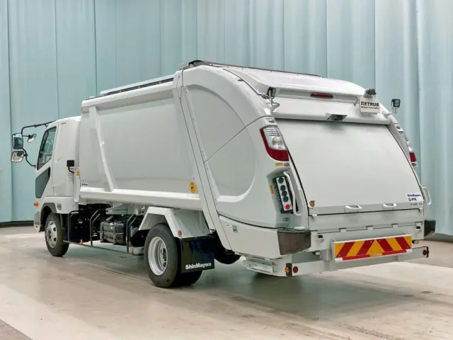 三菱 ファイター 2KG-FK62F(2WD)の写真3