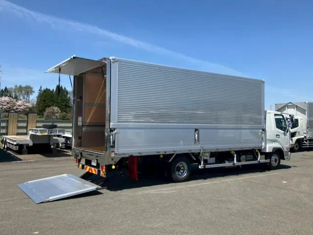 跳ね上げゲート付きです。|三菱 ファイター 2KG-FK65Fの写真4