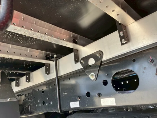 シャーシとネタの状態です。|三菱 ファイター 2KG-FK65Fの写真6